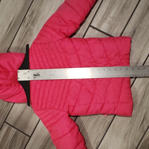 Girls Champion winter pink coat. - Picture 9 of 16